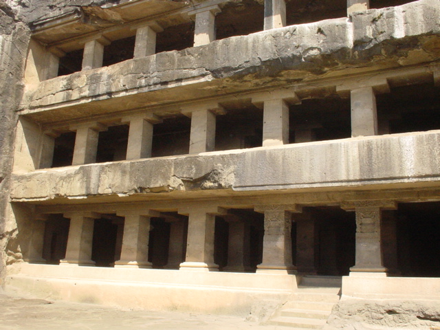 50indiafig1.jpg